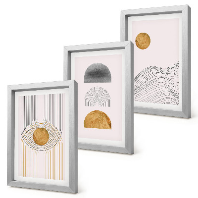 Tríptico com moldura Formas e linhas abstratas em tons de bege e cinza.