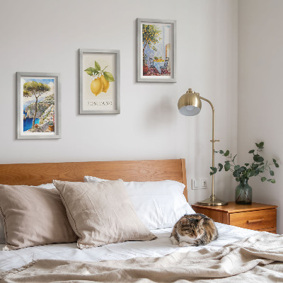 Conjunto de 3 quadros decorativos Vista de Positano com limoeiros ao sol.