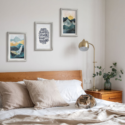Conjunto de 3 quadros decorativos Inscrição inspiradora de paisagens montanhosas abstratas