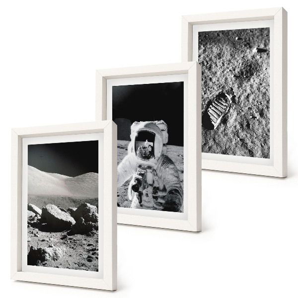 Conjunto de molduras com imagens Fotos da Lua com astronauta e pegada
