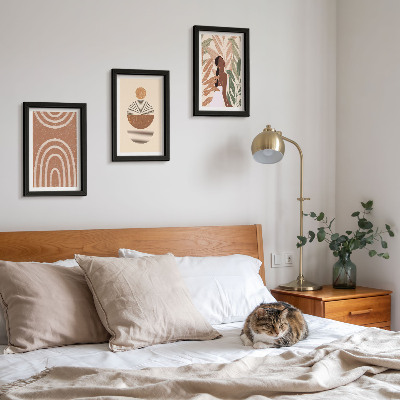 Conjunto de 3 quadros decorativos Estampas elegantes com motivos de plantas e formas geométricas.