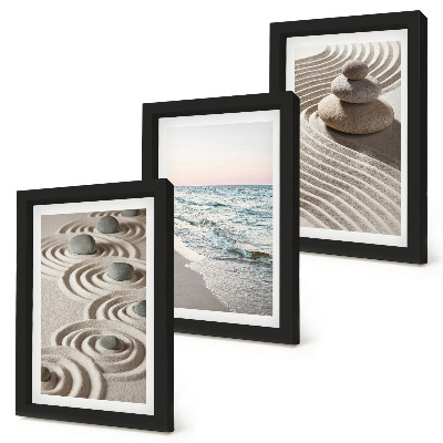 Conjunto de 3 quadros decorativos Ondas calmas de areia e água com pedras na praia