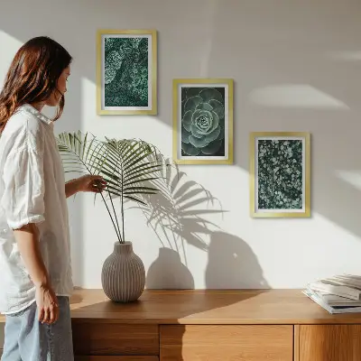 Conjunto de molduras com artes de plantas folhas verdes de suculentas e galhos delicados