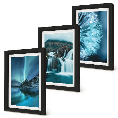 Conjunto de molduras com imagens Paisagens de inverno com cachoeiras e aurora boreal.