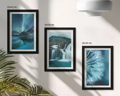 Conjunto de molduras com imagens de paisagens de inverno com cachoeiras e aurora boreal