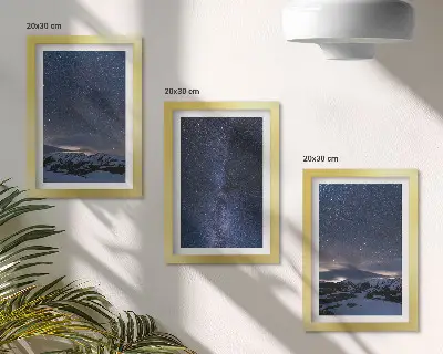 Conjunto de quadros decorativos com arte de céu noturno estrelado e paisagem montanhosa