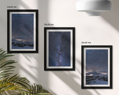 Conjunto de molduras com imagens Céu noturno estrelado e paisagem montanhosa