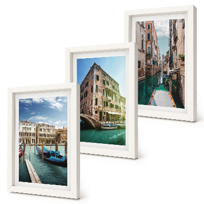Tríptico com moldura Vistas de Veneza com seus canais e arquitetura urbana.