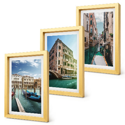 Tríptico com moldura Vistas de Veneza com seus canais e arquitetura urbana.