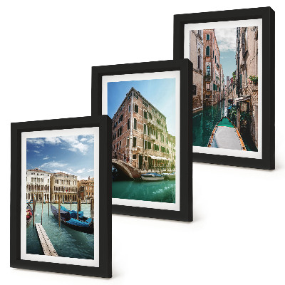 Tríptico com moldura Vistas de Veneza com seus canais e arquitetura urbana.