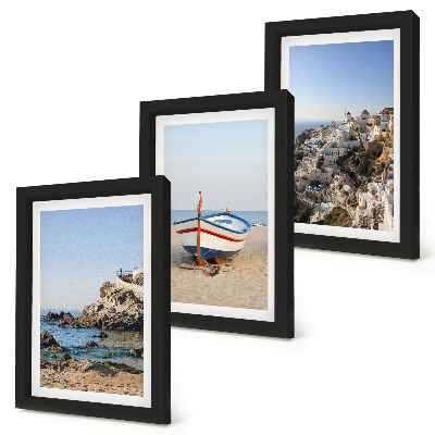 Conjunto de 3 quadros decorativos Vista para o mar com barco e casas brancas na Grécia