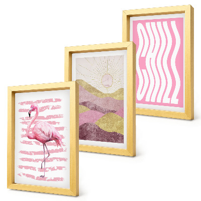 Tríptico com moldura Flamingos cor-de-rosa, paisagem montanhosa em tons pastel, letras relaxantes.