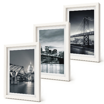 Conjunto de molduras com imagens Pontes e arquitetura urbana em tons de cinza.