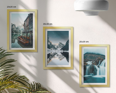 Conjunto de 3 quadros decorativos Paisagens montanhosas com uma cachoeira e um lago