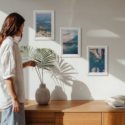 Conjunto de 3 quadros decorativos Vistas para o mar com falésias e portos de montanha