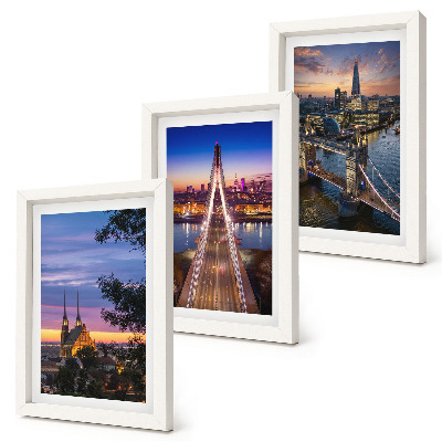 Conjunto de molduras com imagens Vistas da cidade com pontes e pôr do sol.