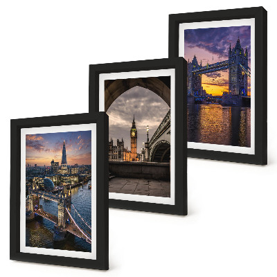Tríptico com moldura Vistas da cidade com pontes e torres de relógio.