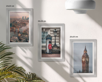 Conjunto de molduras com imagens Vista de Londres com a ponte e o Big Ben ao fundo.
