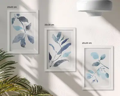 Tríptico com moldura folhas azuis em estilo aquarela sobre fundo claro