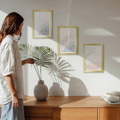 Conjunto de 3 quadros decorativos Pintura abstrata de ondas em papelão em tons pastel.