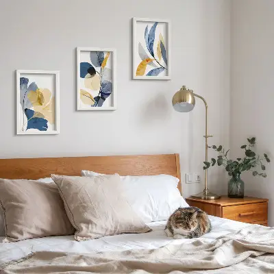 Conjunto de 3 quadros decorativos com motivos vegetais em estilo aquarela