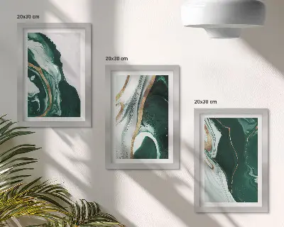 Conjunto de 3 quadros decorativos com padrões abstratos de pintura em verde e branco