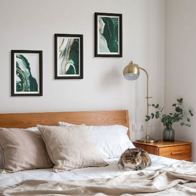 Conjunto de 3 quadros decorativos Padrões abstratos de pintura em verde e branco.