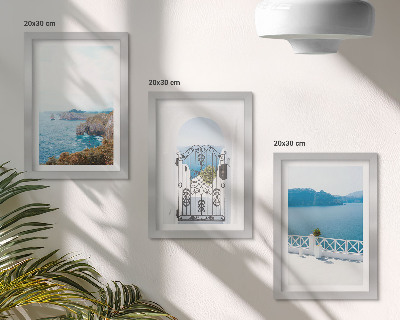 Conjunto de molduras com imagens Vista para o mar com arquitetura grega