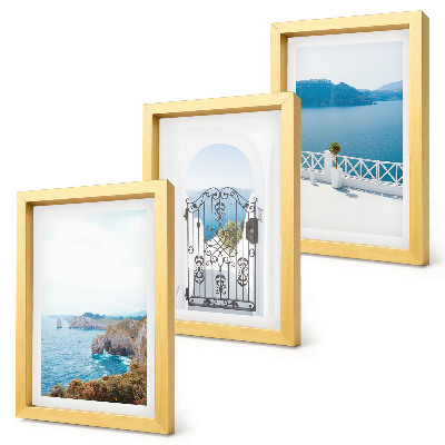 Conjunto de molduras com imagens Vista para o mar com arquitetura grega