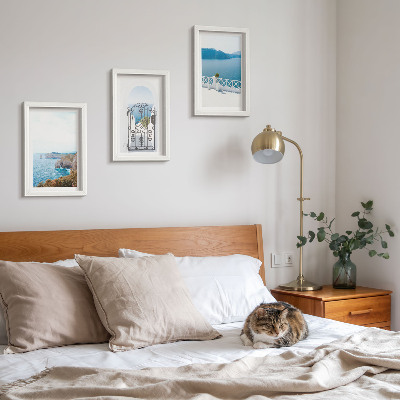 Conjunto de molduras com imagens Vista para o mar com arquitetura grega