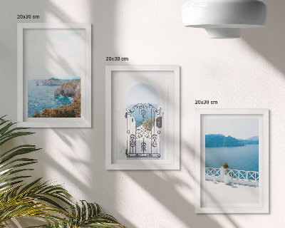 Conjunto de molduras com imagens Vista para o mar com arquitetura grega