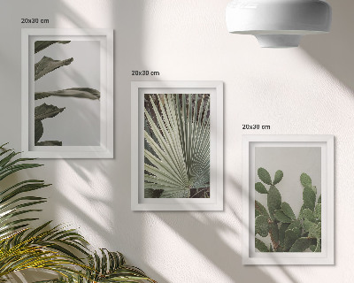 Tríptico com moldura Folhas de plantas tropicais em tons pastel.