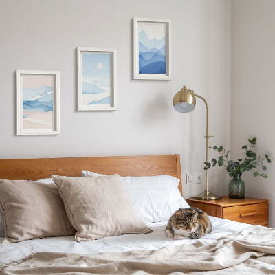 Conjunto de 3 quadros decorativos Paisagens montanhosas em tons de azul e rosa, em aquarela.
