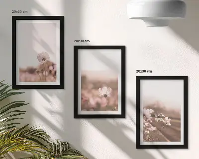 Tríptico com moldura flores silvestres em prados no verão com paisagens românticas