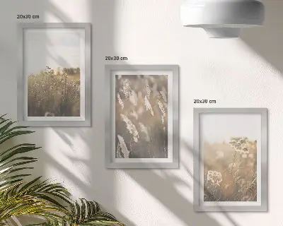 Conjunto de 3 quadros decorativos com paisagem de gramíneas e flores em tons quentes