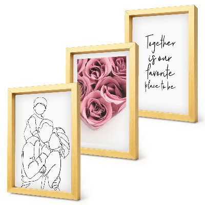 Tríptico com moldura desenho de família, buquês de rosas, inscrição para casa