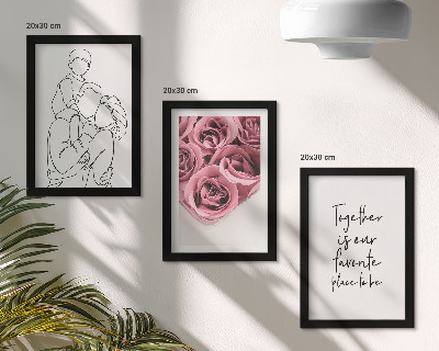 Tríptico com moldura desenho de família, buquês de rosas, inscrição para casa