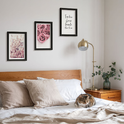 Conjunto de 3 quadros decorativos Flores e buquês de rosas com inscrição feita à mão