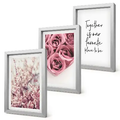 Conjunto de 3 quadros decorativos com flores e buquês de rosas com inscrição feita à mão