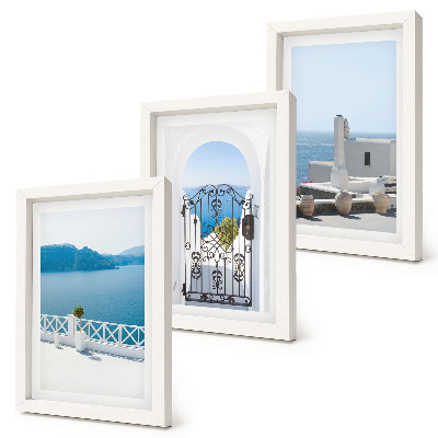 Conjunto de 3 quadros decorativos Vista para o mar com edifícios brancos na Grécia