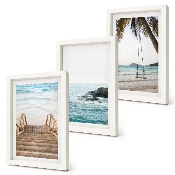 Conjunto de 3 quadros decorativos com estampa de escadaria, vista para o mar e balanço em palmeira
