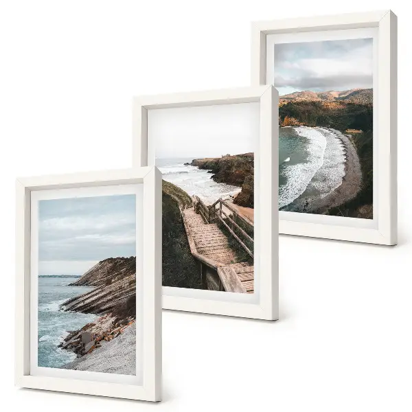 Conjunto de 3 quadros decorativos com vistas para o mar, falésias e paisagens de praia