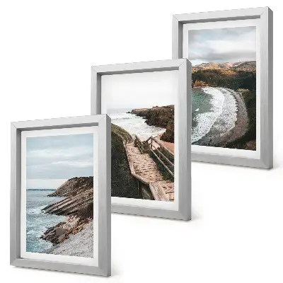 Conjunto de 3 quadros decorativos com vistas para o mar, falésias e paisagens de praia
