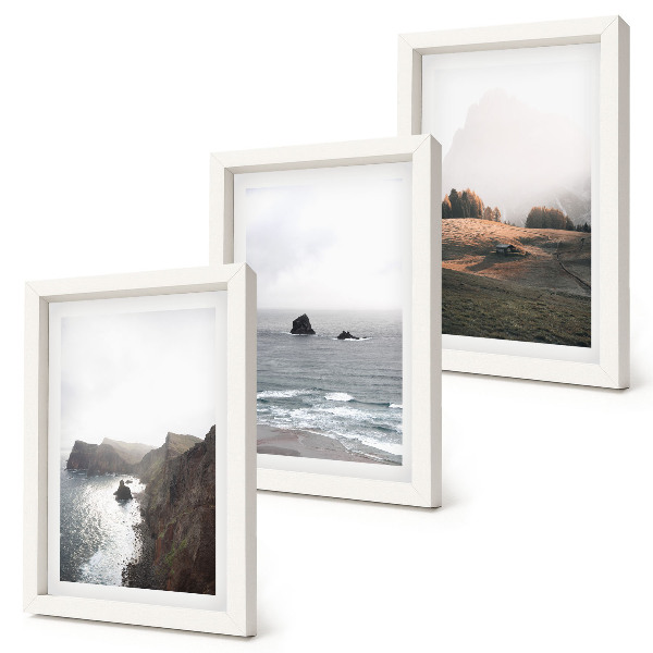 Conjunto de molduras com imagens Paisagens de montanha e mar com nuvens e florestas.