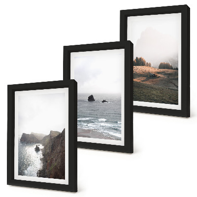 Conjunto de molduras com imagens Paisagens de montanha e mar com nuvens e florestas.