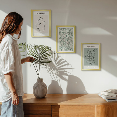 Tríptico com moldura Linhas e padrões de plantas em estilo minimalista