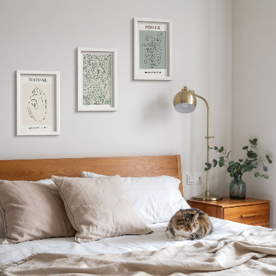 Tríptico com moldura Linhas e padrões de plantas em estilo minimalista