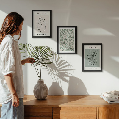 Tríptico com moldura Linhas e padrões de plantas em estilo minimalista