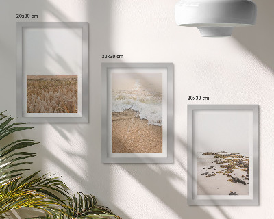 Conjunto de molduras com imagens Praia com ondas e pedras do mar no verão