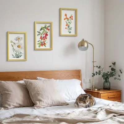 Conjunto de molduras com imagens com composições florais em estilo pintura vintage